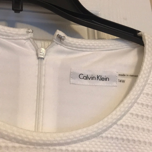 Beautiful summer dress - Picture 2 of 4